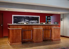 Hampton Inn Dubuque 4