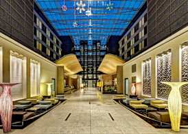 Hilton Frankfurt Airport 3