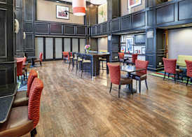 Hampton Inn & Suites Decatur 5