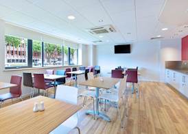Travelodge Swindon Central 2