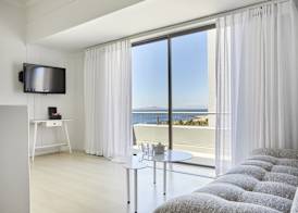 La Splendida Hotel by NEWMARK 4