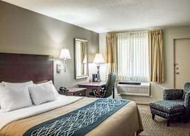 Comfort Inn Sandusky 3