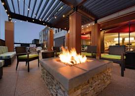 Home2 Suites by Hilton Milwaukee Airport 2