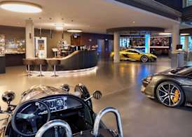 V8 HOTEL Motorworld Region Stuttgart 3