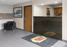 Super 8 by Wyndham Mentor/Cleveland Area 5