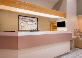 Super 8 by Wyndham Jasper 2