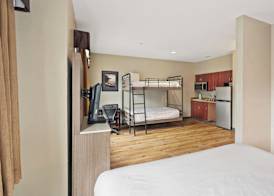 Hawthorn Suites by Wyndham Rancho Cordova/Folsom 2