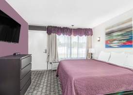 Days Inn by Wyndham St Clairsville 3