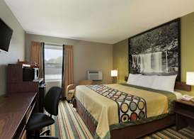 Super 8 by Wyndham Tuscola 4