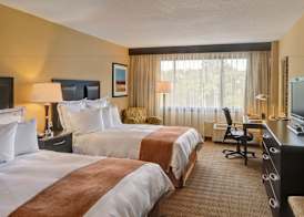 Radisson Hotel Freehold 3