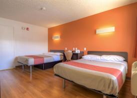Motel 6 Las Vegas, NV – I-15 Stadium 5