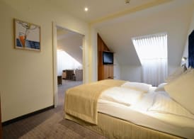 HiLight Suites Hotel 5