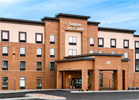 Hampton Inn and Suites La Crosse Downtown 4