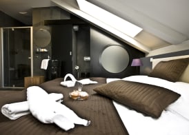 Hotel Noir 3