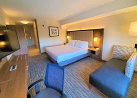 Holiday Inn Express & Suites SEATTLE NORTH - LYNNWOOD by IHG 5