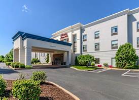 Hampton Inn & Suites Hartford-Manchester 2