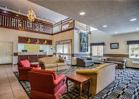 Quality Inn & Suites Dixon near I-88 3