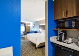 Holiday Inn Express & Suites HOUSTON NASA - BOARDWALK AREA by IHG 2