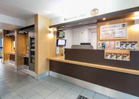B&B HOTEL Grenoble Université 1 4