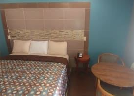Travel Eagle Inn Motel 5