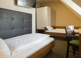 JOESEPP ́S HOTEL am Hallhof 4