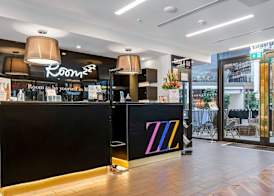 Roomzzz Manchester Victoria 3