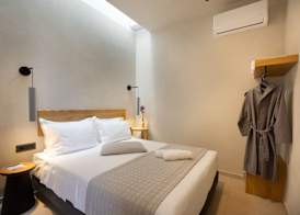 Mirthea Suites 4