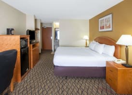 Americas Best Value Inn Canton 4