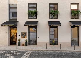 The Emerald House Lisbon - Curio Collection By Hilton 5