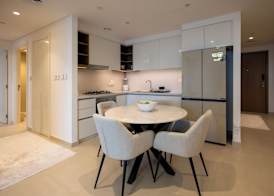 Maison Privee - Elegant Urban Stay Just Steps from Burj Khalifa 5