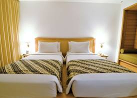 Gumilang Regency Hotel 4