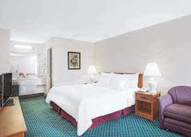 Days Inn by Wyndham Wytheville 4