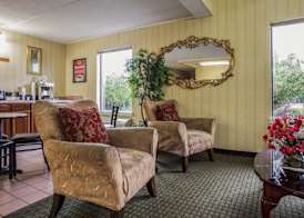 Econo Lodge Inn & Suites Lugoff 2