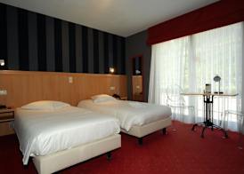 New Hotel de Lives 2