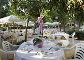 Alexandra Plaza 2
