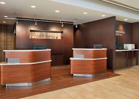 Courtyard by Marriott Kingston Highway 401 4