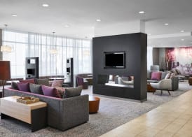 Courtyard by Marriott Newark Downtown 2