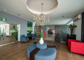 Hotel Embajadores 5