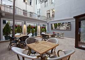 Collage Pera Hotel 2