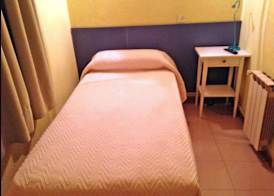 Hostal Delfos 5