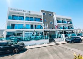 Sunny Blue Hotel 5