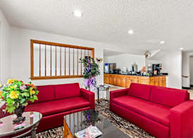 Quality Inn & Suites Howe - Sturgis 2