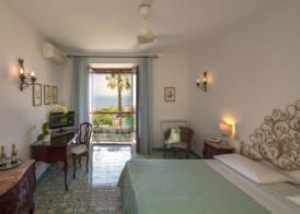 Semiramis Hotel De Charme & Pools 4