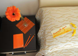 Honey Rooms 5