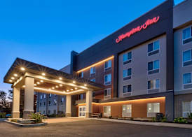 Hampton Inn Waterbury 2
