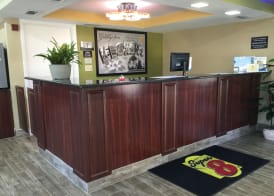 Super 8 by Wyndham Sarasota Near Siesta Key 3