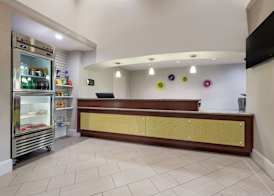 SureStay Hotel by Best Western Deer Park 3