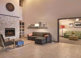 Country Inn & Suites by Radisson, Germantown, WI 2
