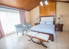 Hoyohoyo Machadostud Lodge 4