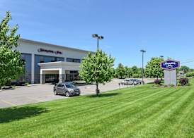 Hampton Inn Youngstown-North 2